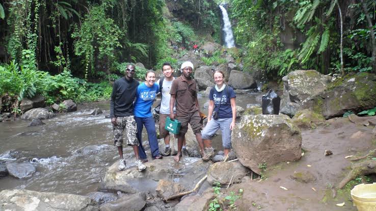 Kinukamori Waterfall Day Trip